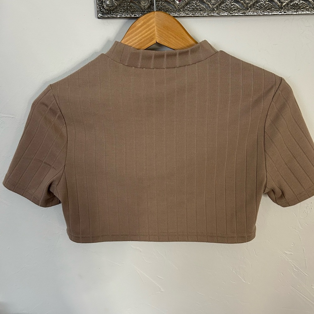 Ribbed Mock Neck Crop Too